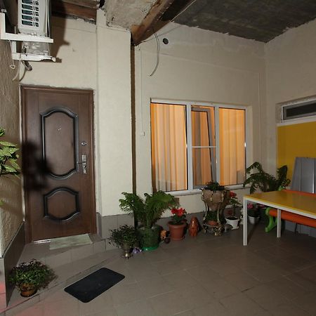 Guest House Esma Szuhumi Kültér fotó
