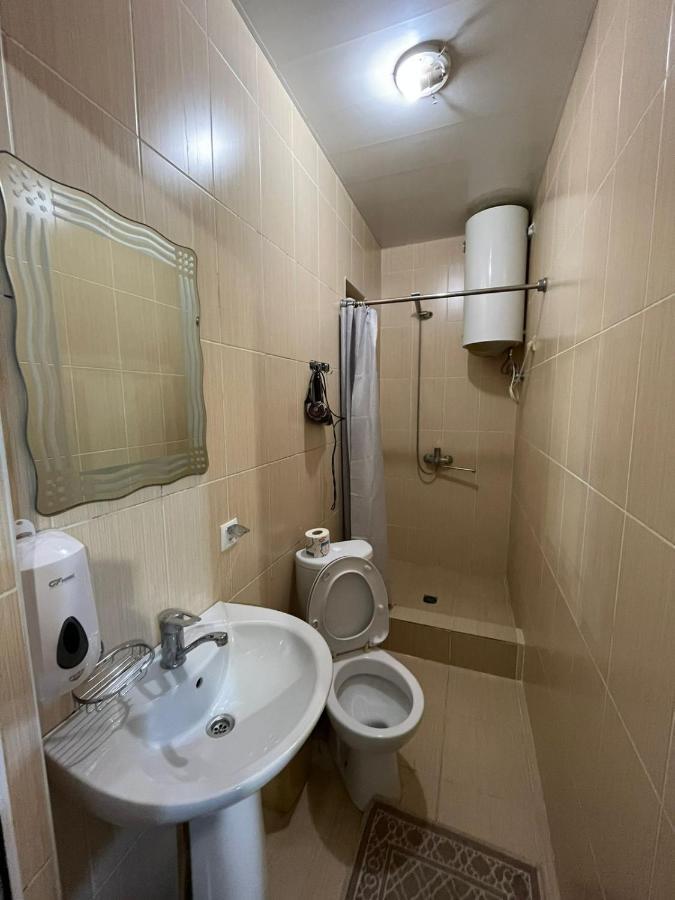 Guest House Esma Szuhumi Kültér fotó